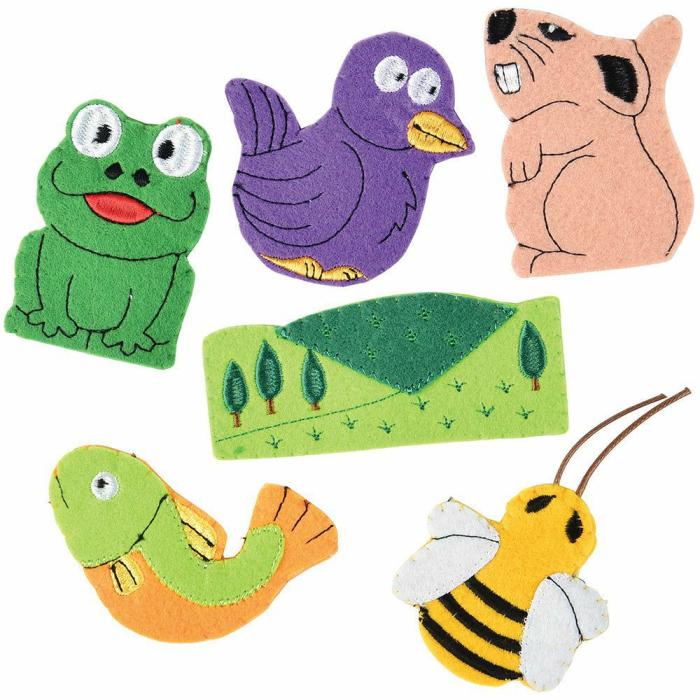 Puppets And Prop Sets |   Over In The Meadow Finger Puppet Play Set